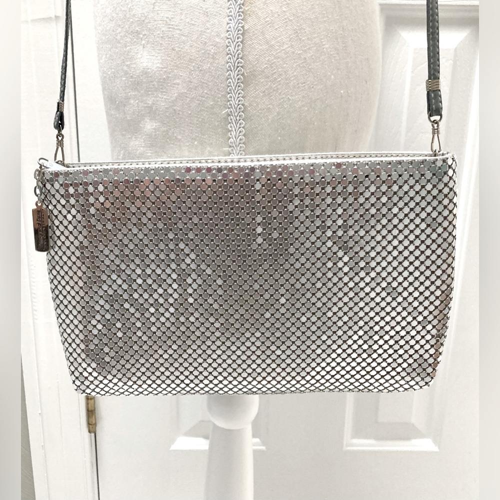 VTG Whiting and Davis International Silver Mesh Purse